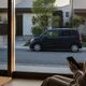 家の前に知らない車が停まっているときは？安全な記録と相談先の判断基準
